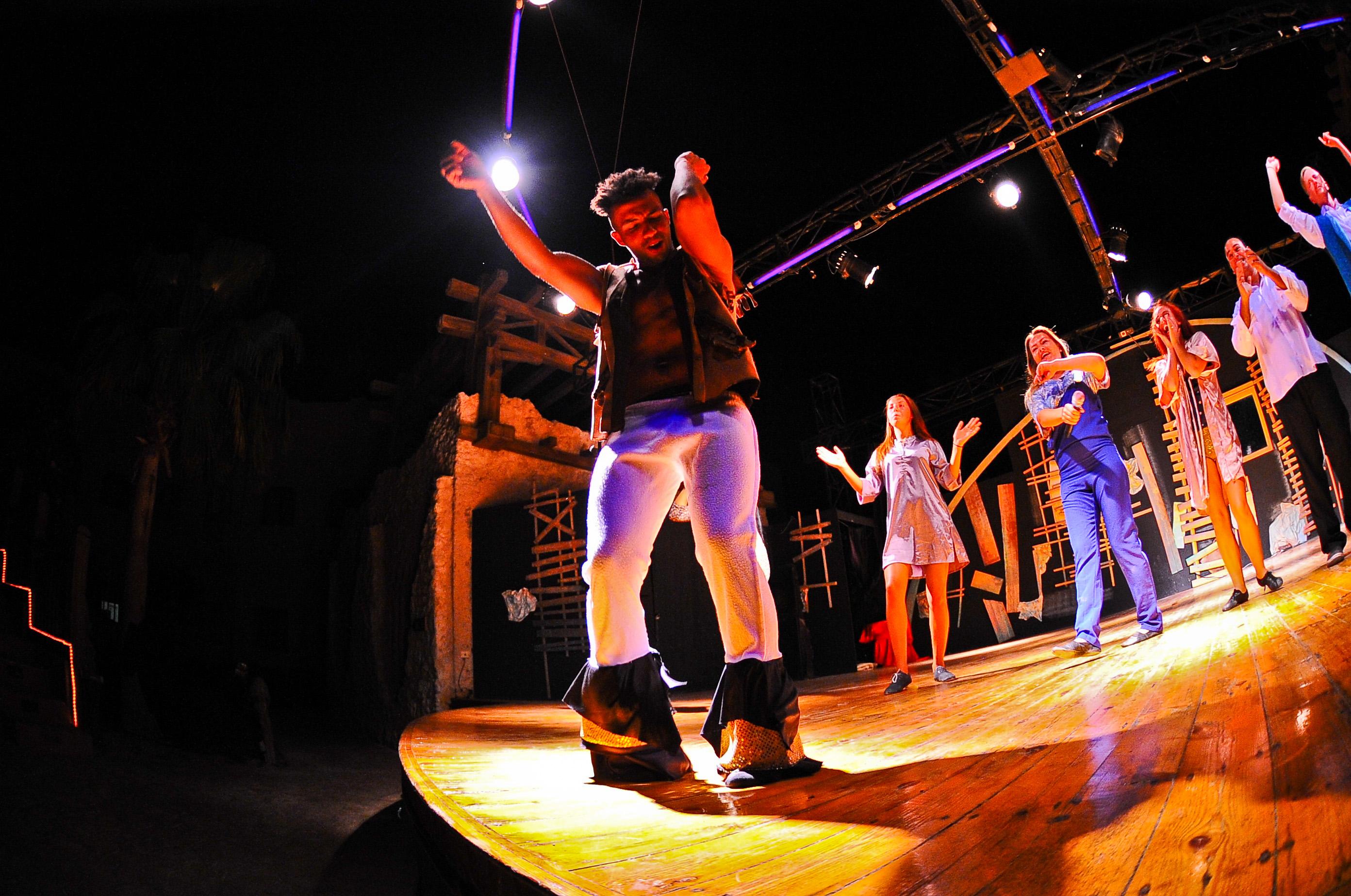Charmillion Club Resort Sharm el Sheikh Esterno foto The Pirate's League at Disney's Hollywood Studios