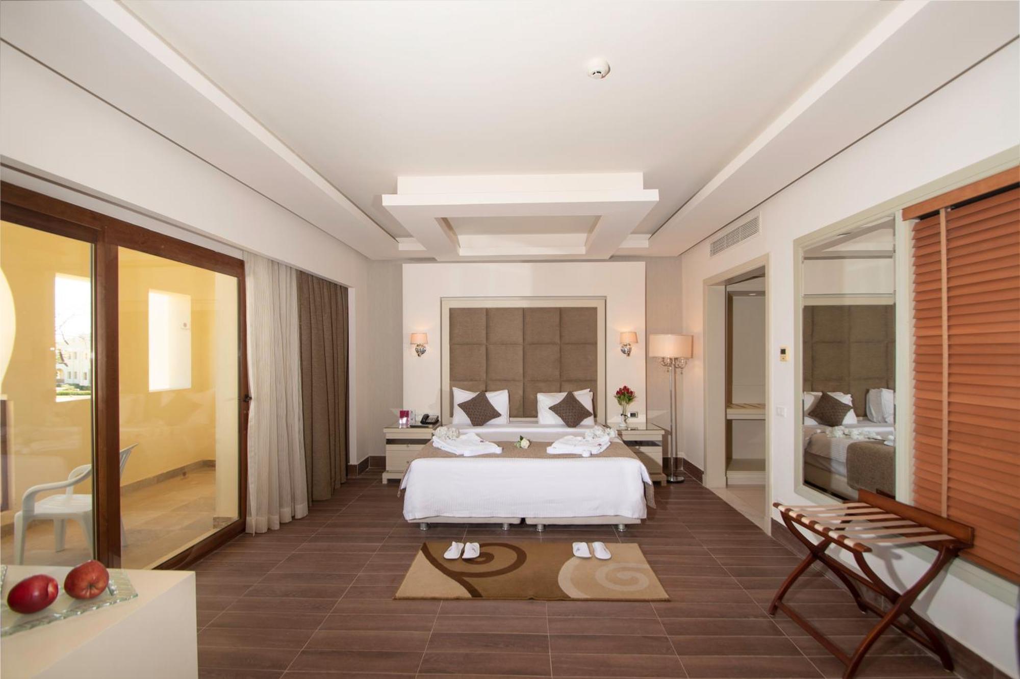 Charmillion Club Resort Sharm el Sheikh Camera foto A bedroom at the Taj Bengal