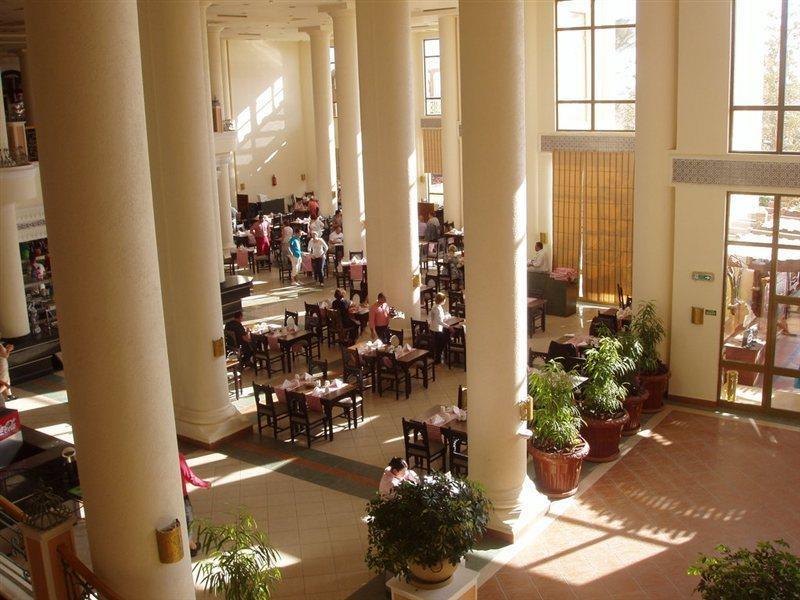 Charmillion Club Resort Sharm el Sheikh Esterno foto The interior of the hotel
